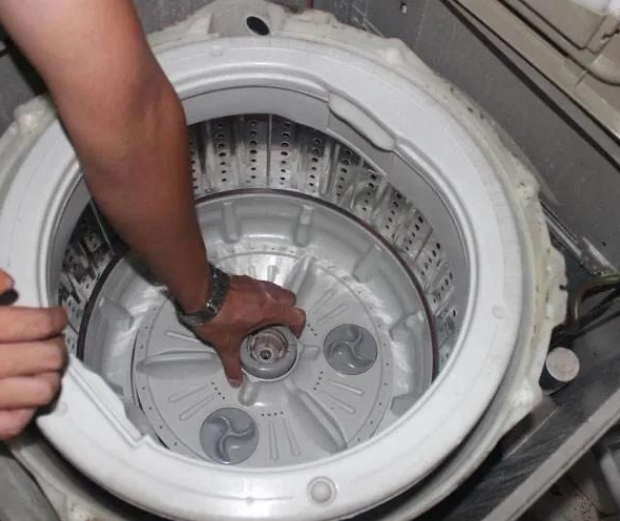 洗衣机怎么清理和消毒