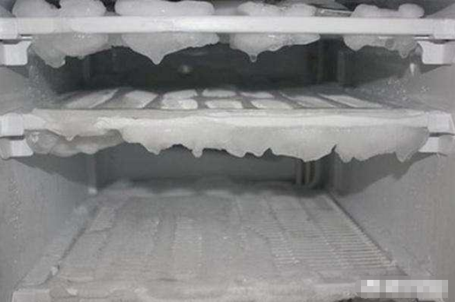 冰箱内壁为什么结冰非常的严重