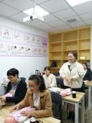 小糯米家政公司月嫂育婴师职业培训