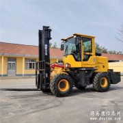 厂家直销工程四驱叉车 3吨内燃柴油叉车