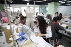 上海服装制版培训、零基础免费试学、对接企业推荐就业