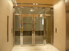 北京凯全装饰有限公司专业安装维修肯德基门玻璃门