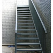 北辰区旋转楼梯安装阁楼钢梯安装文师傅量身定制