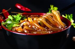 晓富酸辣粉总部 天下晓富酸辣粉技术培训