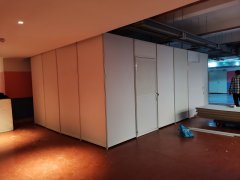 地下室储物间展板搭建