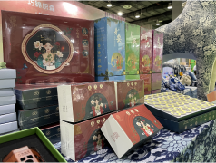 九头仙艾新品亮相红交会，引众多国际友人和主播关注体验！