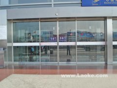 天津南开区安装钢化玻璃门，天津定制办公玻璃隔断