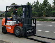乌市场内专用车辆作业考证学习班
