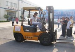 上海嘉定区外冈镇叉车培训考证
