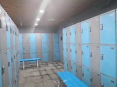 南京健身房彩色存包柜 浴室防水更衣柜
