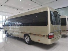 易八出行分享考斯特租车_北京租考斯特攻略