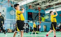 动因体育少儿网球课程