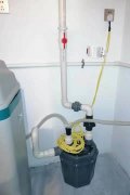 地下室洗手间污水提升泵安装