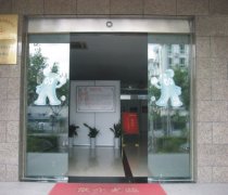 上海玻璃门地弹簧安装维修 N-818地弹簧维修
