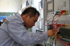 太原火车站电工上门维修安装更换开关插座灯具电路跳闸