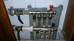 太原水西关更换分水器安装循环泵 清洗地暖管道