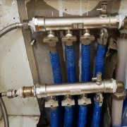 太原太榆路暖气维修 换暖气片 更换分水器