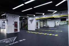 东城哪里有综合格斗训练地面训练D-ONE国际搏击俱乐部