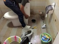 太原王村南街专业更换地漏 维修小便池 修水管漏水
