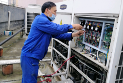 长沙格力空调维修电话《24小时服务挂机柜机中央空调》