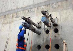 太原市水钻打孔墙面切割 地面打孔捣地开槽捣地