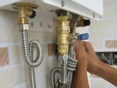 太原兴华街维修水龙头上下水管阀门漏水改管道更换铸铁管