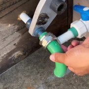 太原长风街维修马桶脸盆漏水更换水龙头阀门改下水道